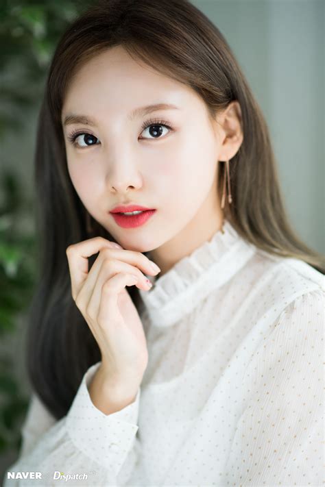 twice nayeon new photo.